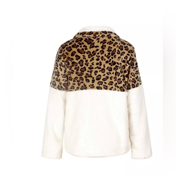 🔹WOMEN’S LEOPARD PRINT HALF ZIP PULLOVER SHERPA (super soft) SWEATSHIRT - Picture 5 of 10